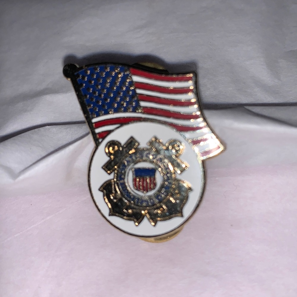United States Coast Guard Seal American Flag pin
